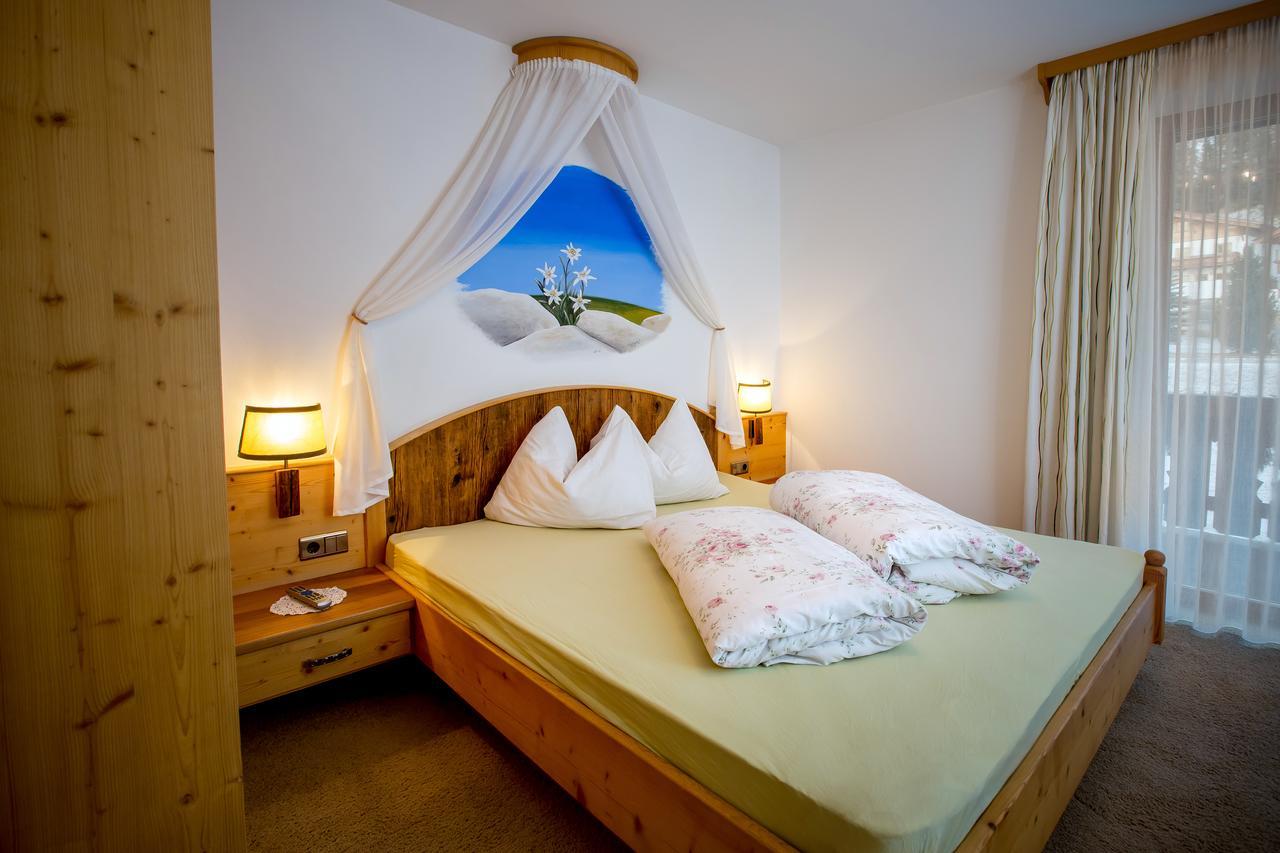Hotel Restaurant Rosmarie Pfelders Εξωτερικό φωτογραφία