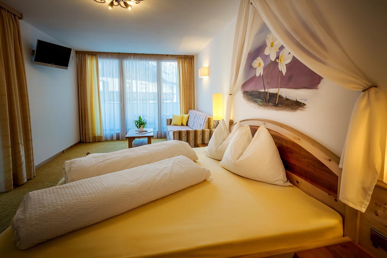 Hotel Restaurant Rosmarie Pfelders Εξωτερικό φωτογραφία